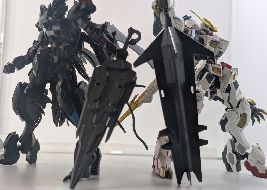 バルバトスルプスレクスとツーショット&nbsp;ここまで見ていただきありがとうございます！ASW-G-73についてですが…皆様にお任せします！！我こそはと言わんがばかりに俺ガンダムフレームASW-G-73をお願いしますwww！