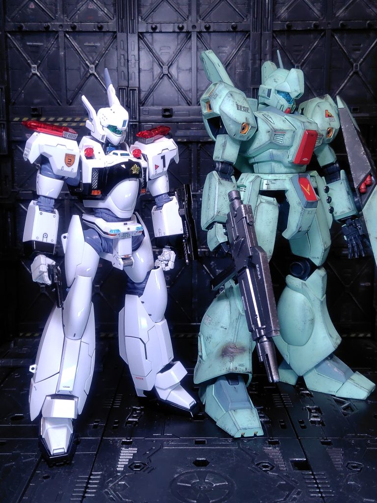 作品名：自衛丸？<p>ジェガンとイングラムは似てるということで昔SDガンダムに自衛丸というイングラムっぽいジェガンがいましたね(gundam-kao6)並べてみるとそこまで似てないけどどちらも出渕さんのデザインということで雰囲気は似てるしイン [&hellip;]</p>
