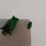 わかりにくいですが合わせ目消しのために膝パーツの一部を切り飛ばしました(gand[…]