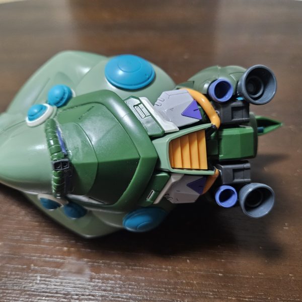 頭部を作り込む・・（5枚目）