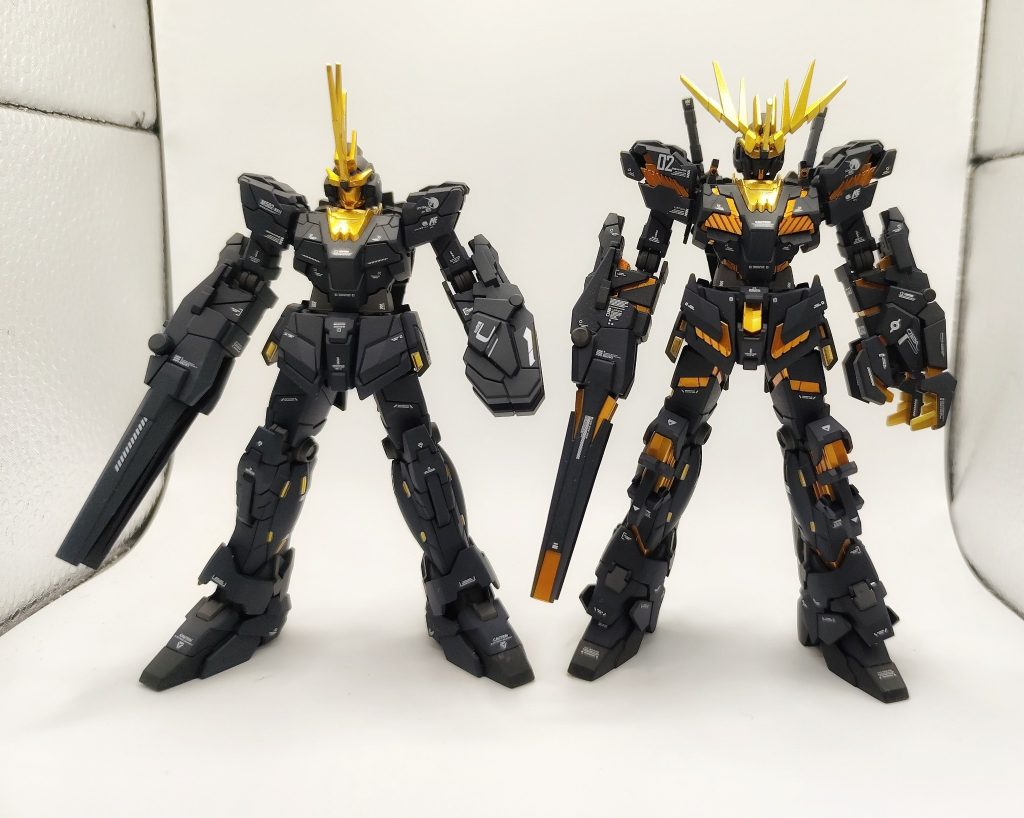 前回、制作したデストロイモードとの比較本当は同じ箇所に同じデカールを使いたかったのですが1枚しかないデカールがあったり見栄えの関係で断念しました。