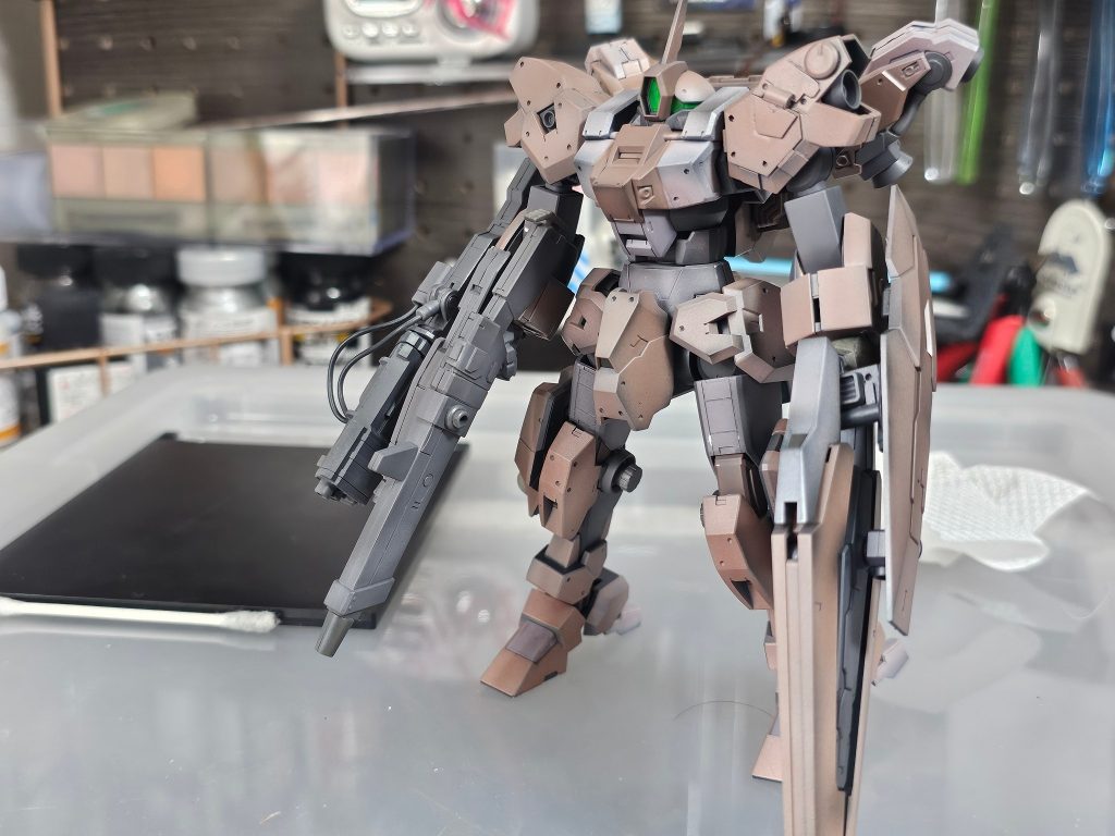 デカール前です。こっちの方が多少スッキリして見えますね〜&nbsp;