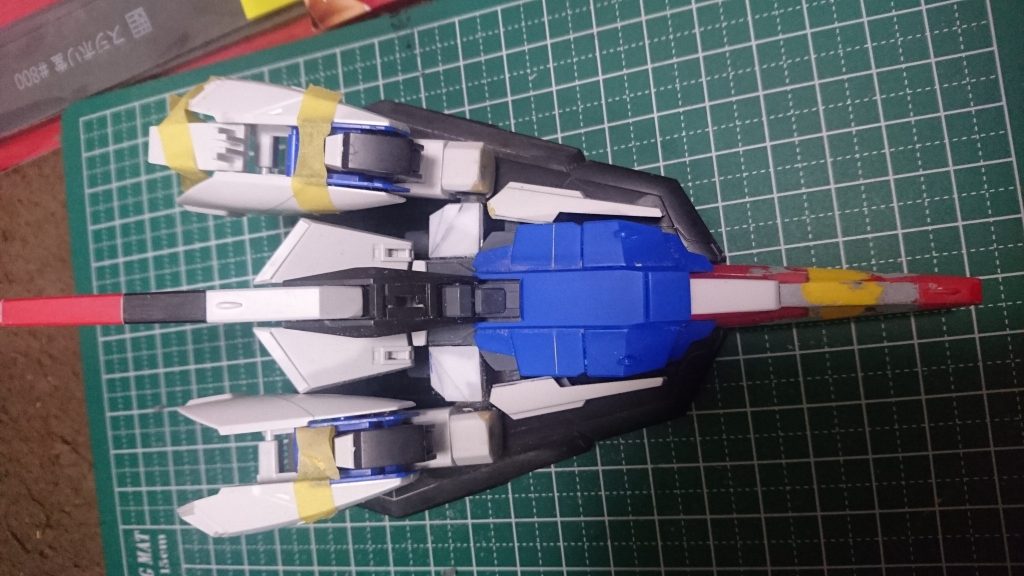 フレーム中心に、あっちこっち切り刻みバランス調整しました😅