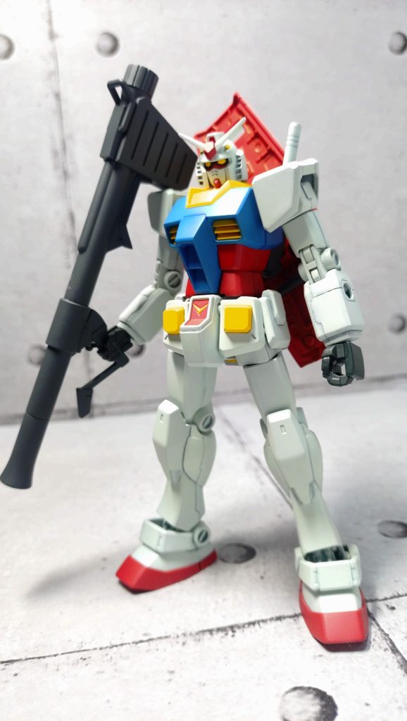 バズーカは劇中で色が変わるので武器類のグレーで統一。楽しました笑
