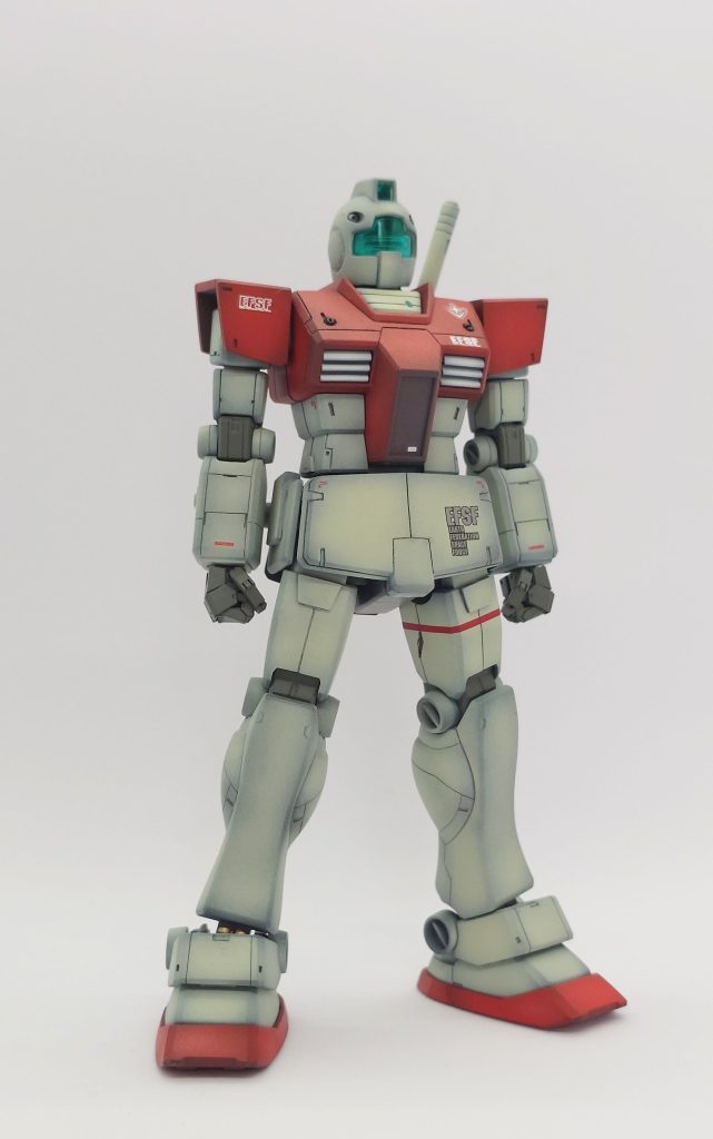 ハンドパーツに負けないようにモールドを入れました。