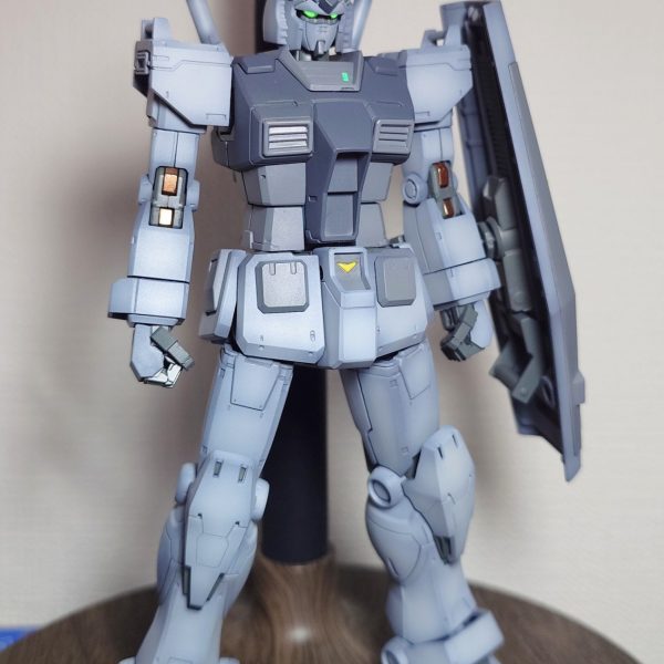 HGのオリジン版ガンダムをG3カラーに塗装中です。参考にしたのはGFFのメタルコンポジット版G3ガンダムです。（4枚目）