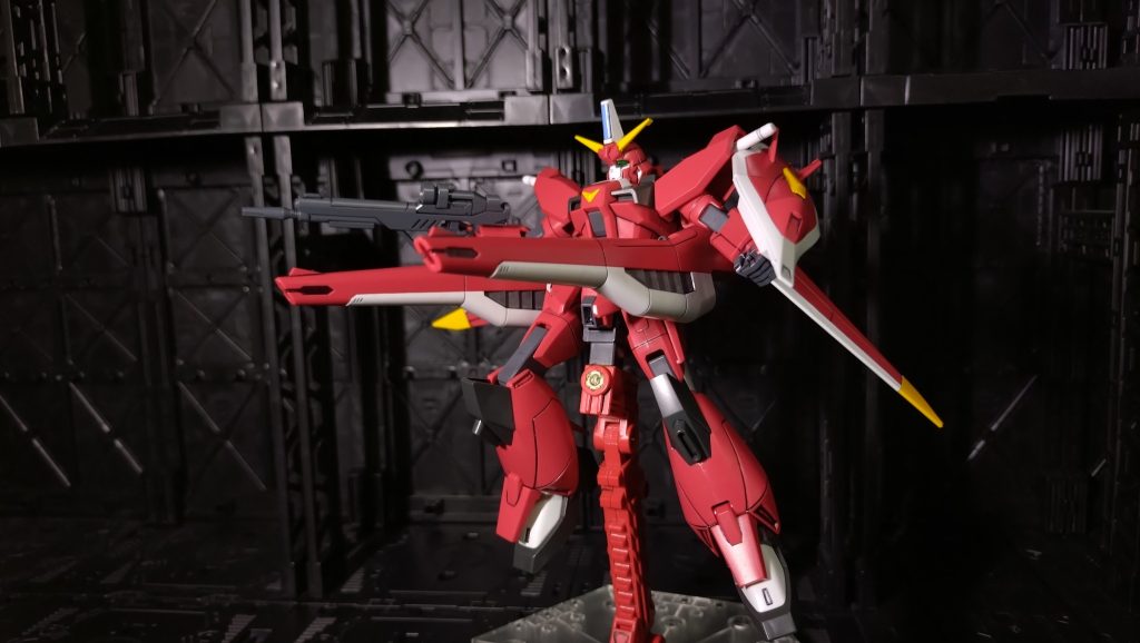 このバックパックの武器いいですよねーこう構えるとヴェスバーに似てますね🤔