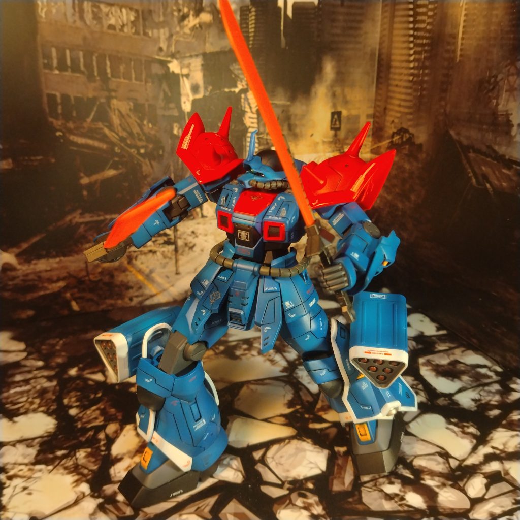 個人的にブルー系の機体は苦手なほうなのですが！😄イフリート改は！思いで深い機体なので！作りました！😀