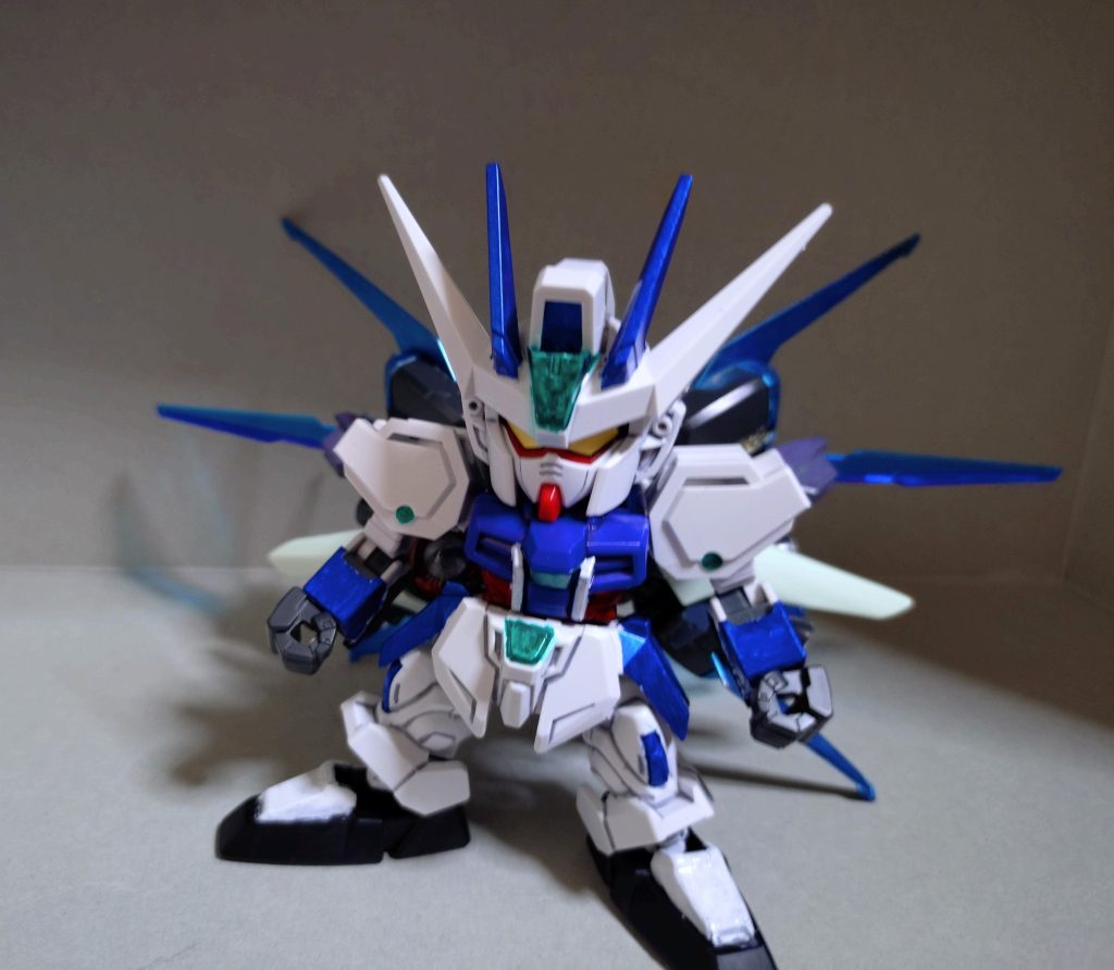ストライクガンダムはＳＤＥＸそのままで肉抜きも埋めてないし何も弄ってません