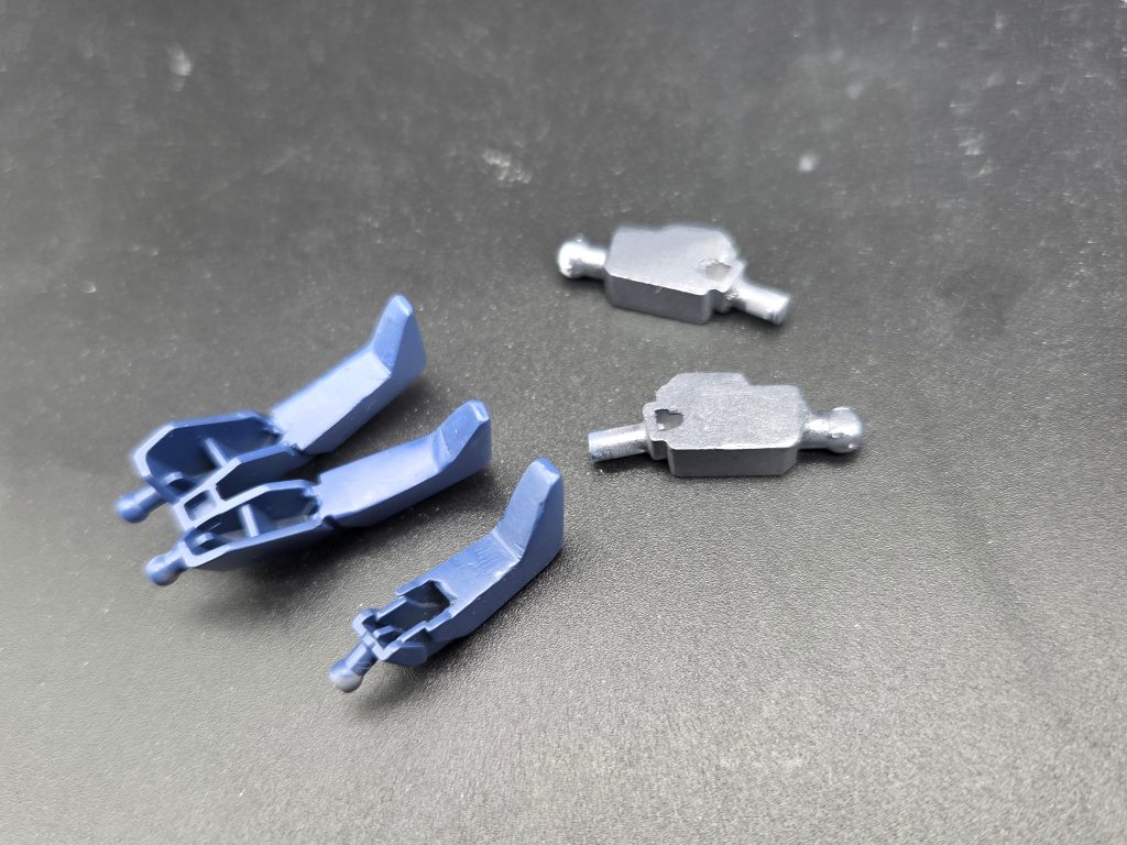 今回、肉抜き穴は綺麗に埋めてみました。