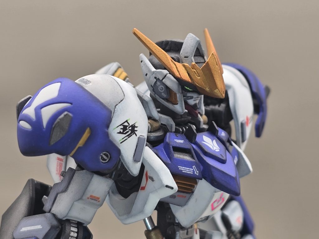 ASW-G-08 GUNDAM BARBATOS HALF LUPUS