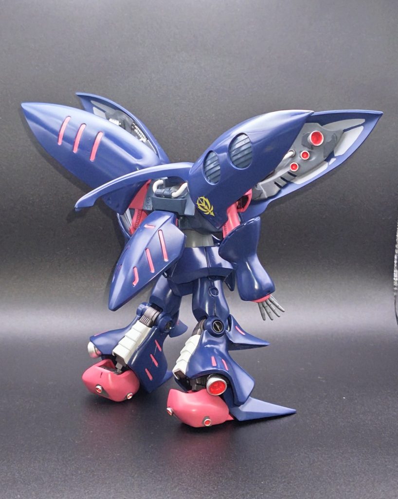 首後ろあたりの動力パイプを改修パイプに合わせて一部だけオリジナルカラーで塗装してます😄