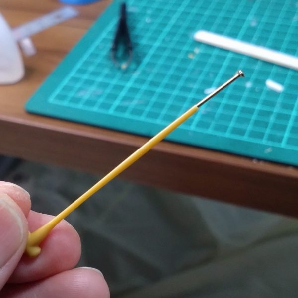 今回は2体目ということで！可動化をしてみようと思います進めています！腕（肘関節）の可動域を上げてみます！シリンダーも作ってみますよ！！（5枚目）