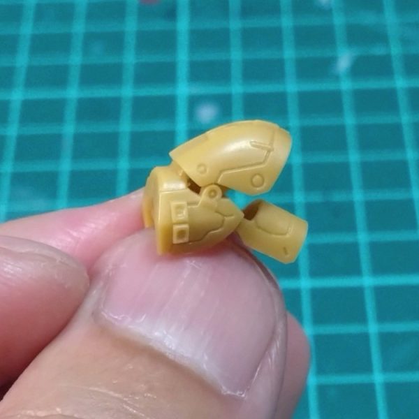 肩（ショルダーアーマー）もディテールアップ！！