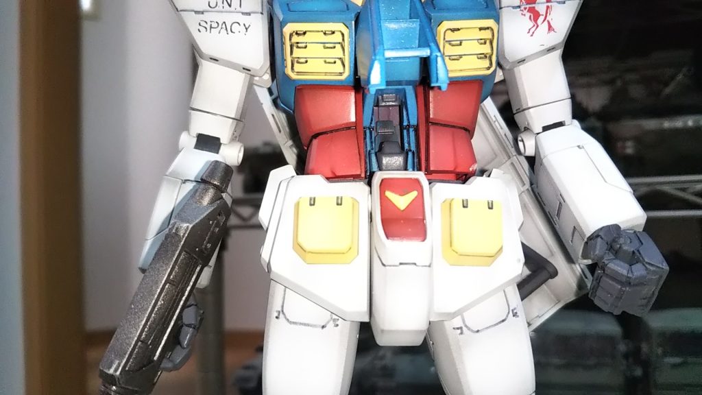 このキットはパイロットが乗ってません💦