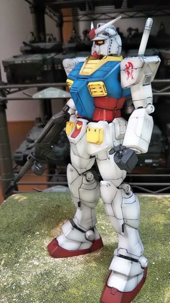 左斜め前