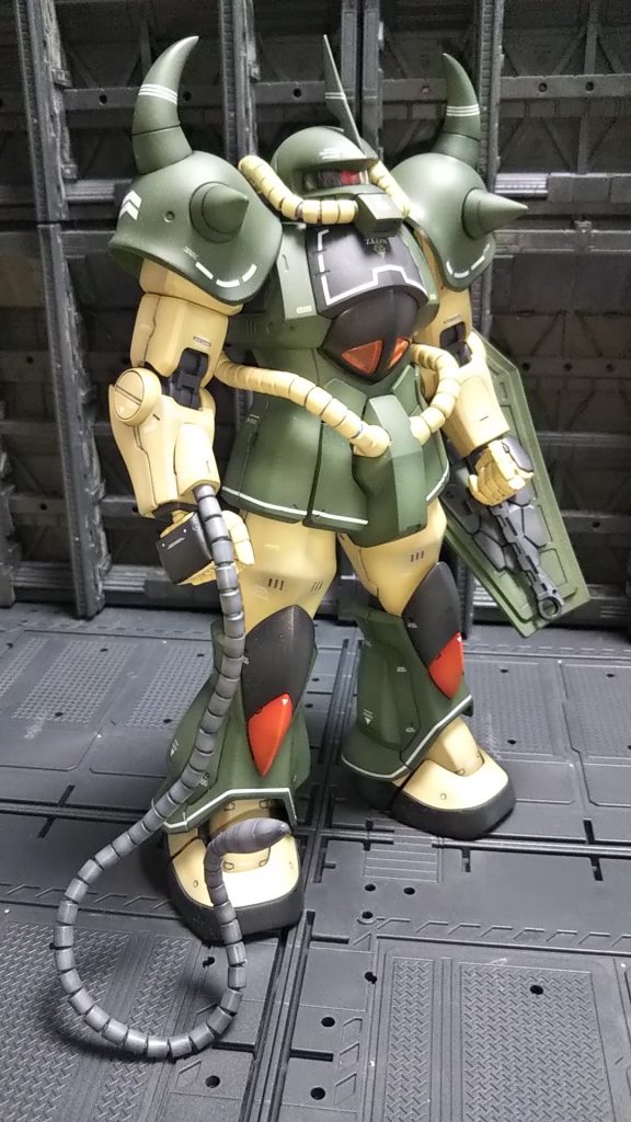 右斜め前