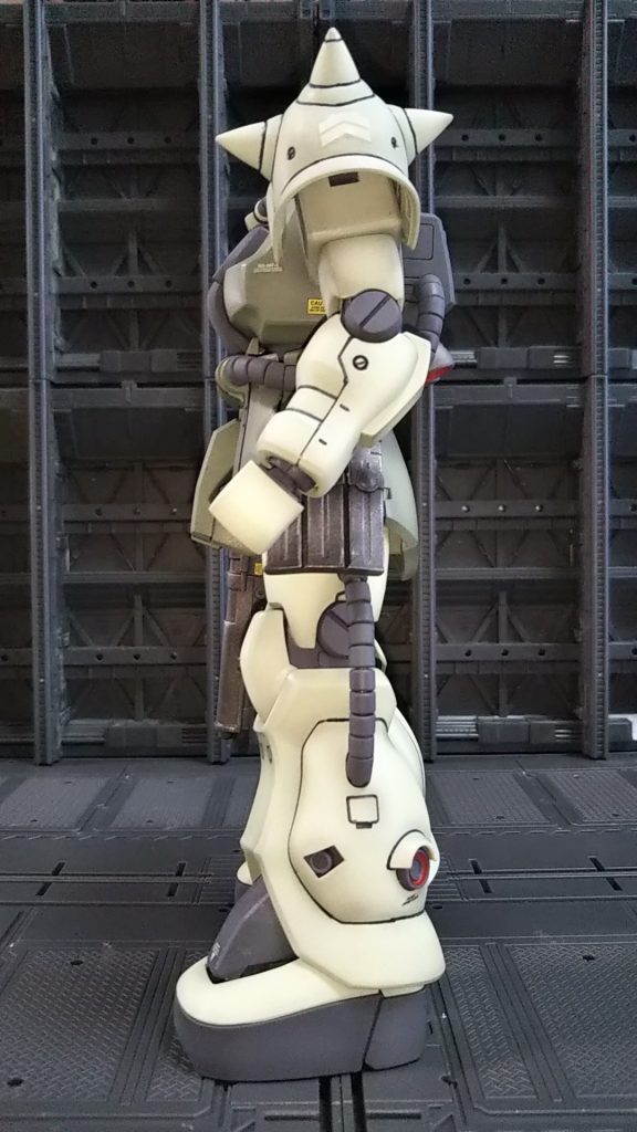 左側面