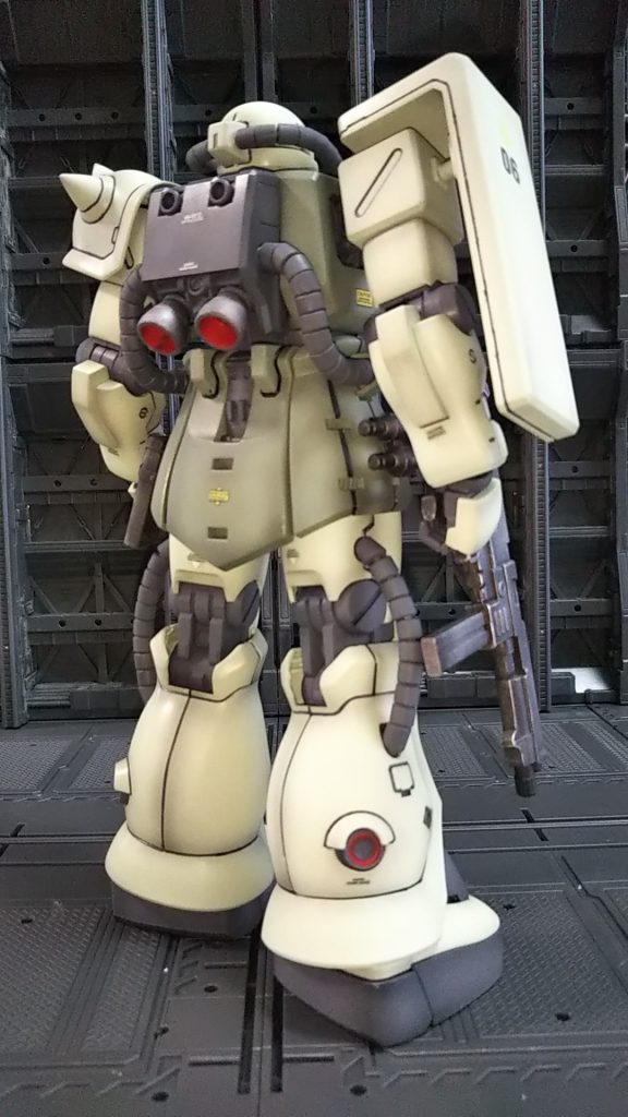 右斜めうしろ