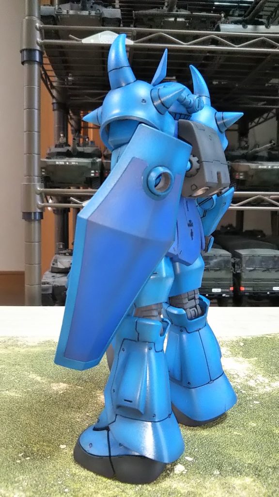 左斜めうしろ