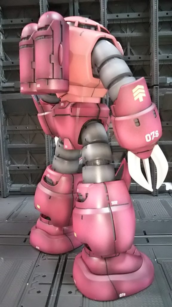 右斜めうしろ