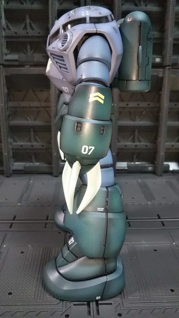 左側面