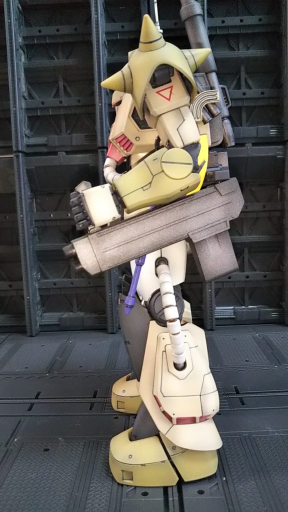 左側面