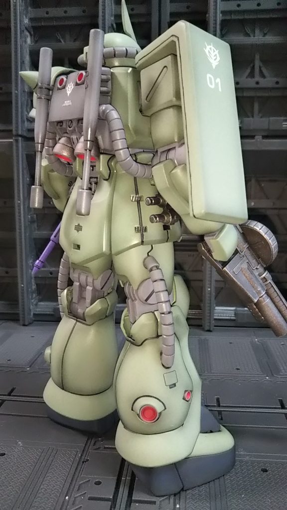 右斜めうしろ