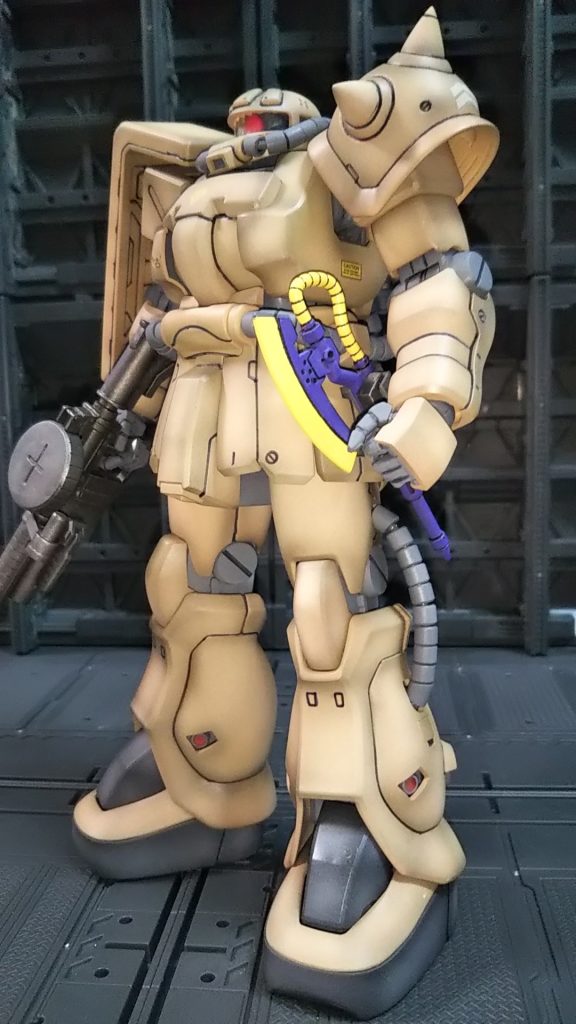 左斜め前