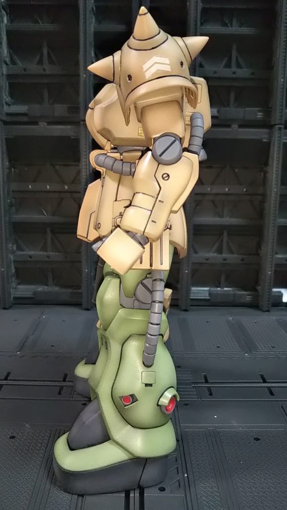 左側面