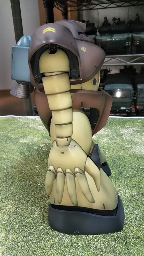 右側面