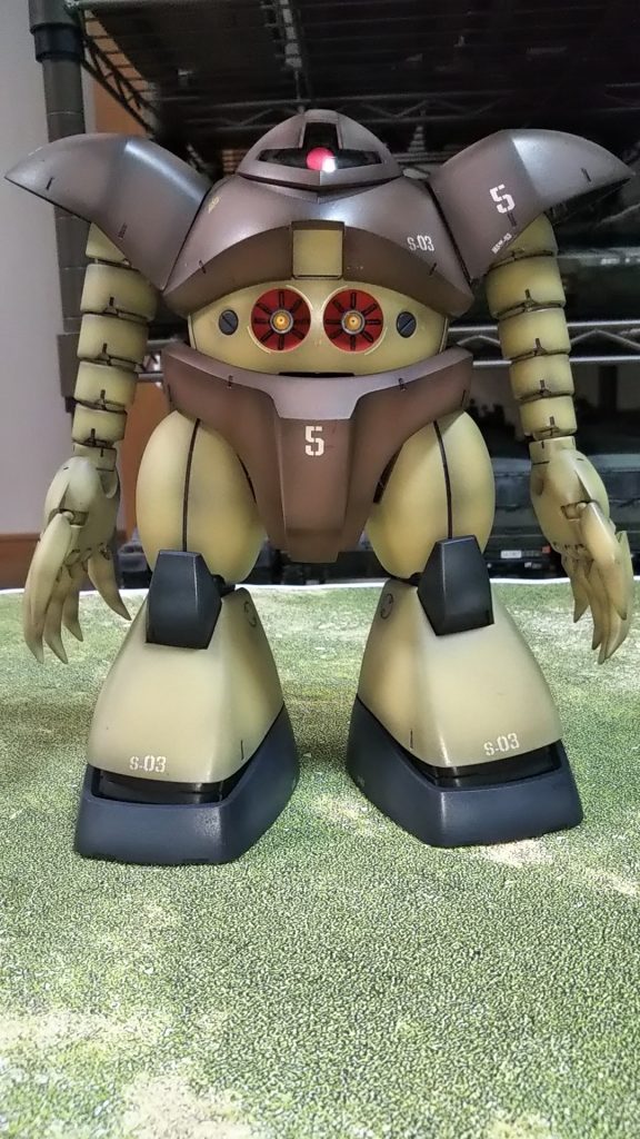 正面20くらい前のシールベタベタな作風を今の作風でグラデーション塗装しました💦