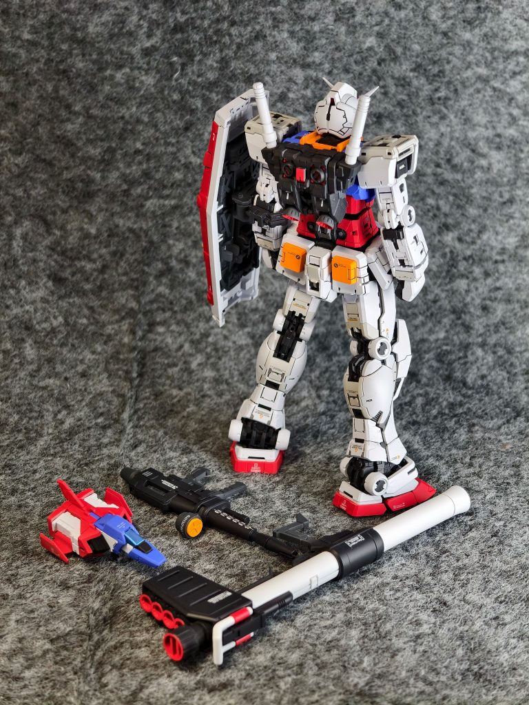 Gundam RX-78-2 2.0–3枚目/制作者：rainson
