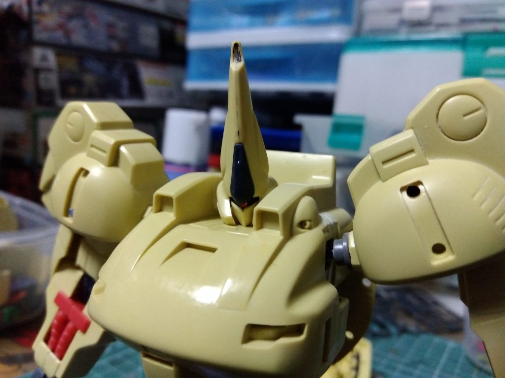 首をちょい延長し、うつむく事が可能になりました🐱