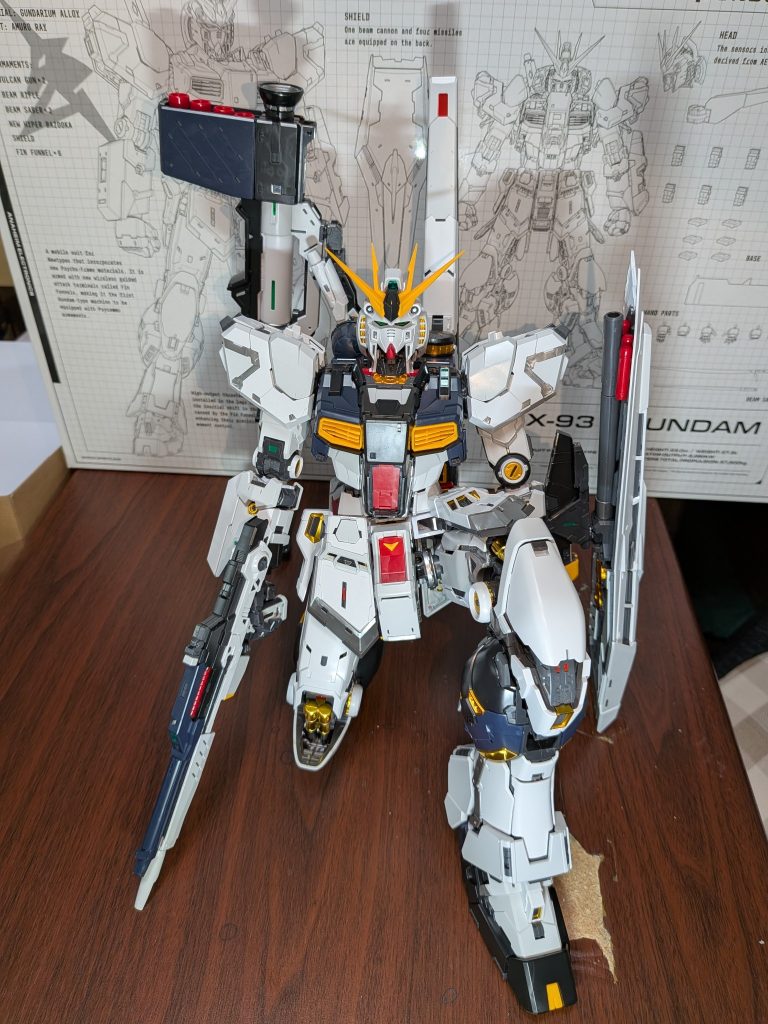 自分で組み立てることに意味のある最高のキットでした！残りのフィンファンネルは元気ができた時に
