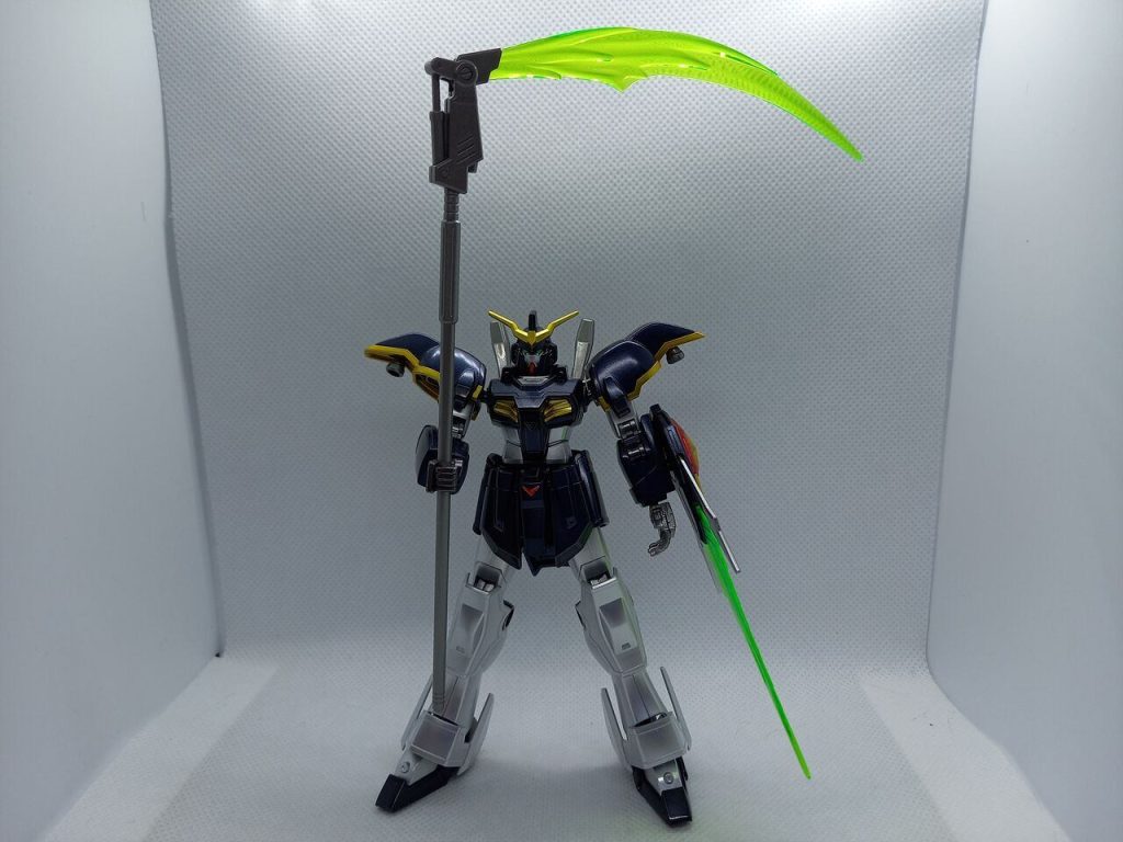 こちらの方がメタリック感が分かりやすいかも知れません。こちらの完成は2023年の6月です。