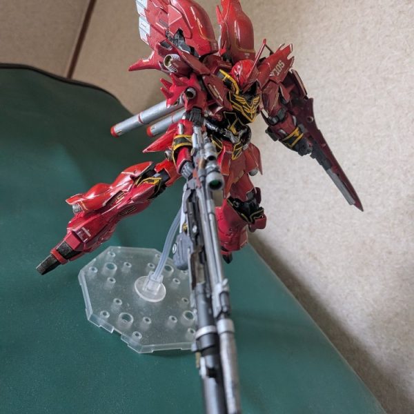 見せてもらおうか、新しいガンダムの性能とやらを!