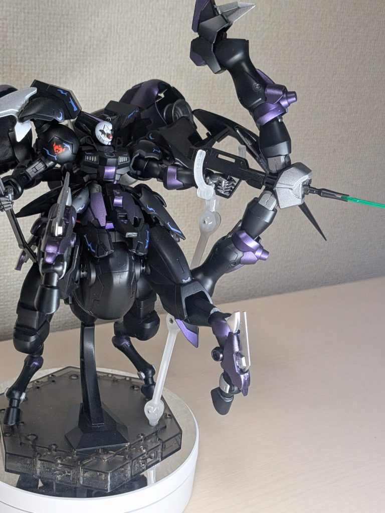 予定になかっためっちゃ足の武器w