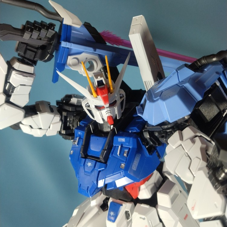 05 PGパーフェクトストライクガンダム｜やまきゅーさんのガンプラ作品