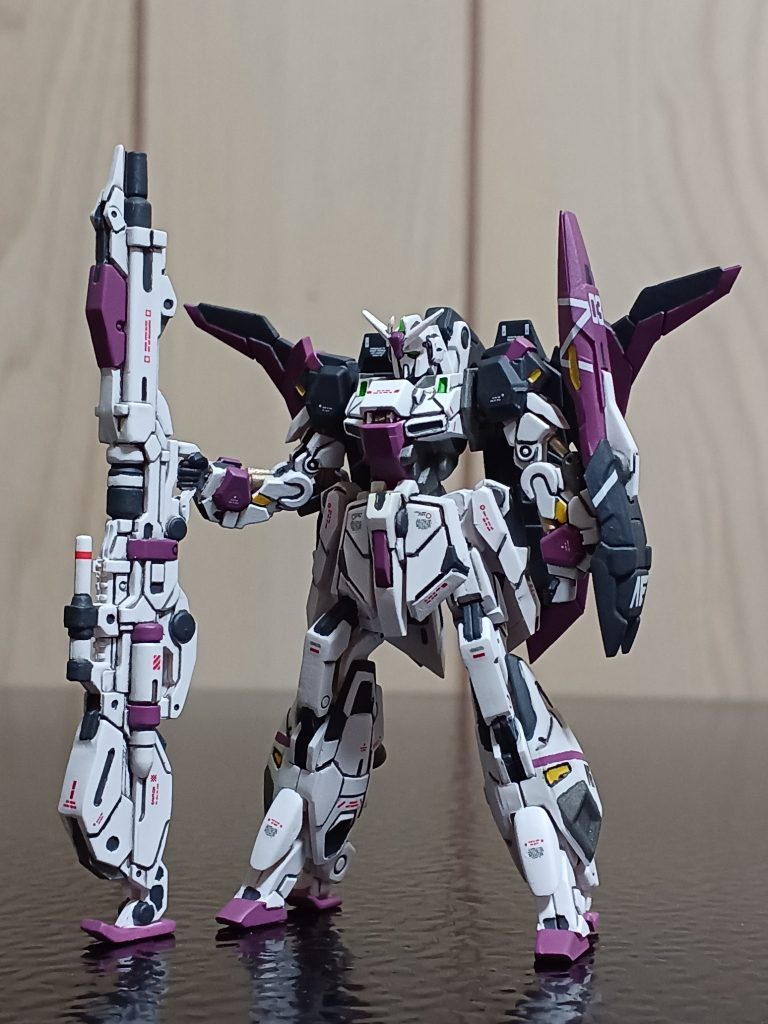 以上になります‼️塗料の画像をとってなかったですね。データ残してなかったです(gundam-kao5)天候やシンナー問題など、いろいろ重なりまして最近では、皆さんの作品を閲覧させていただく時間がふえましたね。楽しいですし、学びや素晴らしい作品たちに、衝撃と感動をいただけるので飽きませんね(gundam-kao6)最後まで閲覧頂き、ありがとうございました‼️
