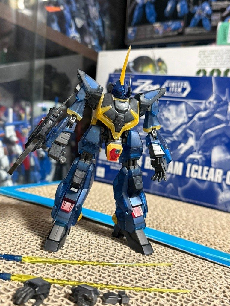 今回はクリアーキットから全塗装しました。