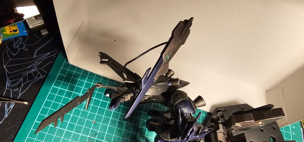 バックパックを移植してるのでワイヤーもしっかり展開できます。