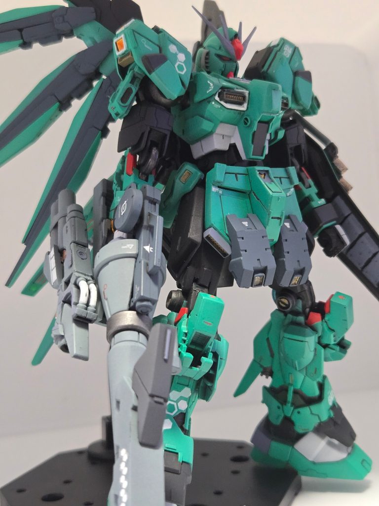 EG νガンダム強化人間仕様型　CODE＜L=METH＞