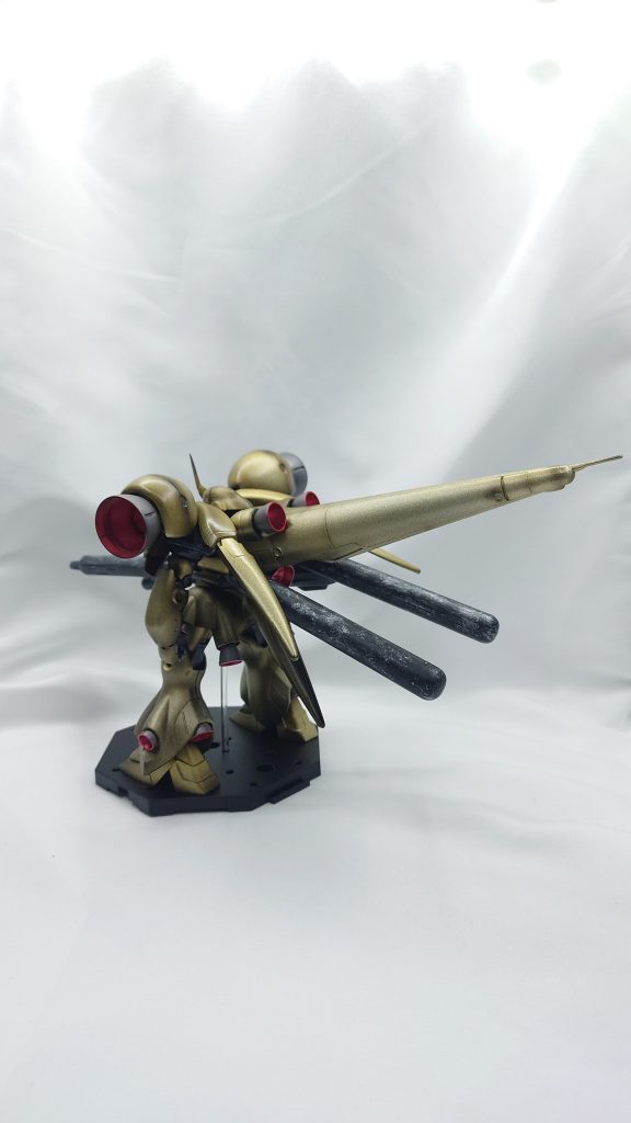 ケンプファー＋シュツルムブースターってなかなか良いアイデアだと思ったんですけどねー。公式にもう存在してるっていう。公式の高機動型ケンプファーもプラモで出して欲しいですねー。あと試作機の方も。