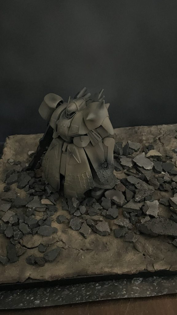 ジオラマ全景となります。1/100とはいえHGのようなサイズ感です。