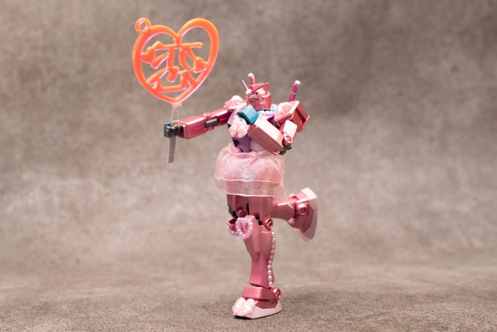 推し活グッズを武器にする武器名【推し活『恋』ブレード】