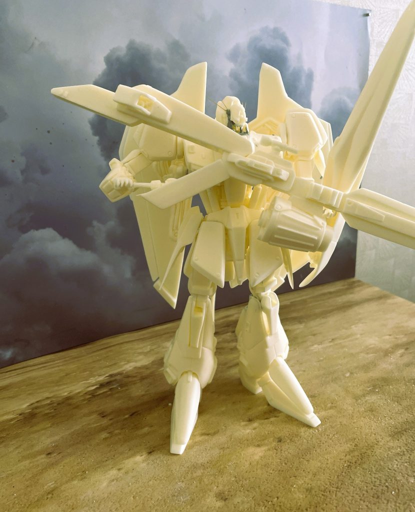 次回作、ジオンの再興よりZガンダム量産型を予定しております。1/100スケール コトブキヤのガレージキットとなります。乞うご期待！！