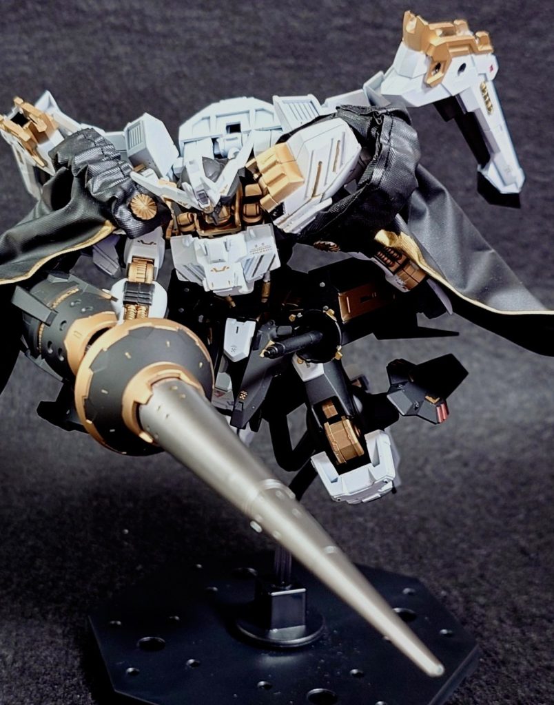 ガンダムヴィダール　HG ナイト風