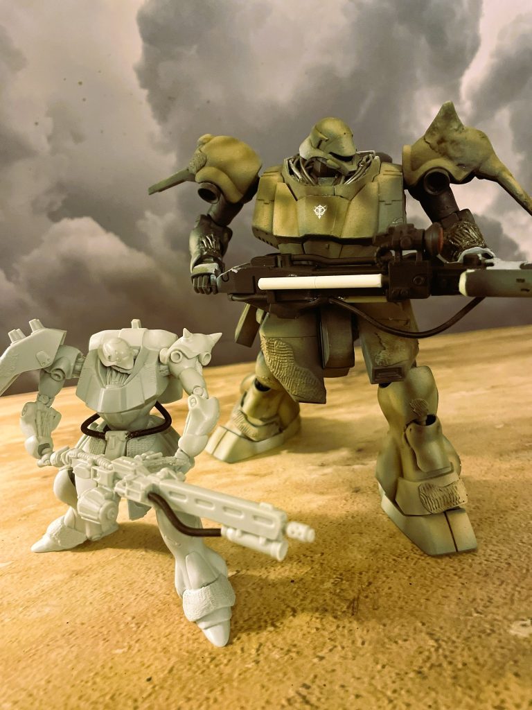 次回作、ギラドーガ陸戦型を予定しております。以前投稿したものからポージング他改修をしたものとなります。1/220スケールのガレージキットも手に入れたので進軍するギラドーガ部隊のジオラマを構想中です。乞うご期待！