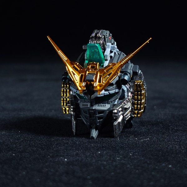 PG νガンダムのフレームが完成したので製作途中として投稿します。巨大の極みですね。大好きです。シルバーのみ光沢で、他は全てつや消し仕上げの全塗装です。ホワイト、レッド、イエロー部はグラデーションで仕上げています。仮組みなしの一発勝負！・・・社会人モデラーでPGを組むと、仮組みや改造はやってられないですよねーー(笑)外装も同じような感じで塗装して行きます。（7枚目）
